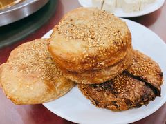 炸烧饼-山海关清和浑锅店