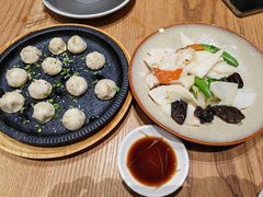 生煎姆指小笼包-翡翠拉面小笼包(岭南新天地店)