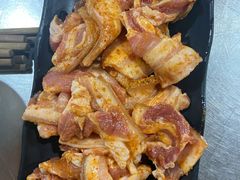 -小辣椒汤锅烧烤(温泉南街店)