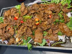 -红东阁东北菜烤肉酒馆(CROSS万象汇店)