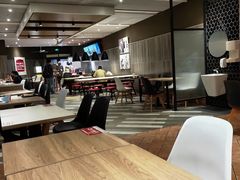 -肯德基(东安路站店)