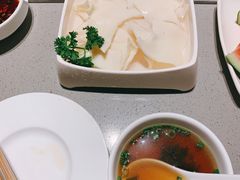 -海底捞火锅(凯德广场店)