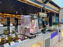 -川骄海鲜自助(王府井奥莱UP TOWN店原世界之花店)