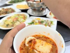 -光海鲜鱼翅餐厅(叻差拉披色路店)