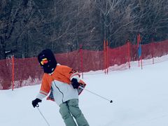 -中旅松花湖滑雪场