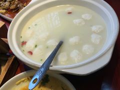 -魏铭鱼头捞饭(晋阳路店)