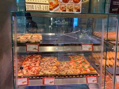 -巴黎贝甜(大宁国际商业广场店)