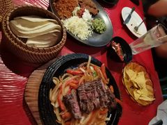 -Pistolera Mexican Cantina女枪手墨西哥餐厅(碧云路店)
