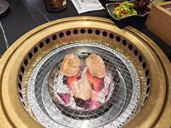 -山川小町·极番烧肉(新地假日广场店)