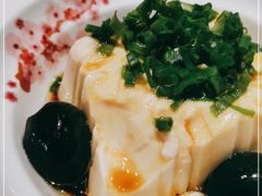 -渝是乎酸菜鱼(龙旗购物中心店)