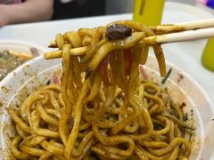 -黑八私房老北京炸酱面