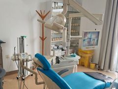 -赫尔森口腔·牙齿种植修复