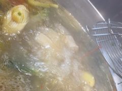 -乡土黄·鲜牛肉火锅·小龙虾(兴业街店)