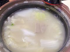 -闫家驴肉老店(华电一校店)