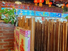 -靠山屯东北农家菜(八龙桥雅苑店)