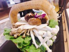 -捞神汤物料理(正大广场店)