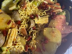 -空投来辣·麻辣香锅·冒菜(华新美食荟店)