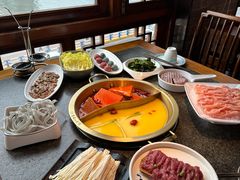 -小天鹅火锅·一线江景洪鼎旗舰店(洪崖洞店)