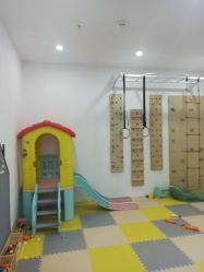 -熊小米专业儿童游泳馆