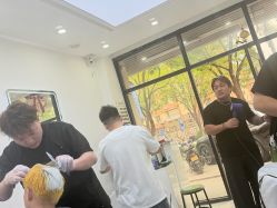-沐染造型专业烫发染发