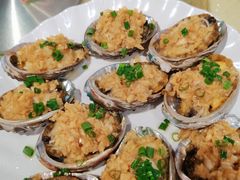 -三亚火车头万人海鲜广场