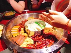 -谭鸭血老火锅(远大购物广场店)