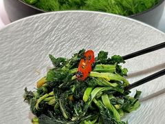 -滩外滩·本帮江浙菜(新天地店)