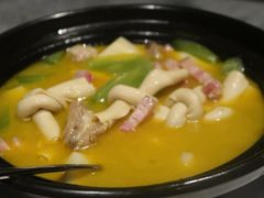 传统砂煲腌笃鲜-南京四方酒店-傲途格精选·椽宫中餐厅