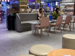 大堂-奈雪的茶(湖滨银泰in77C区PRO店)