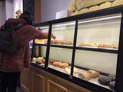面包甜点陈列柜-流酥可心·牛乳蛋糕商店(禾祥西路店)