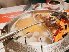 -左庭右院鲜牛肉火锅(金山万达店)