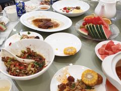 -湖锦酒楼·32年地道湖北菜(光谷店)
