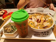 -渔语鱼酸菜鱼新川菜(来福士店)