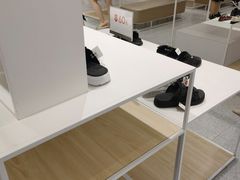 -hotwind热风(中贸广场店)