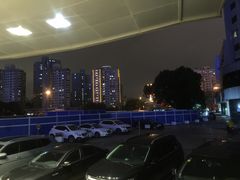 -虹桥天地-停车场