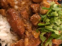 温泉蛋卤肉饭-Let's Taipei 非常烘焙(太古里店)