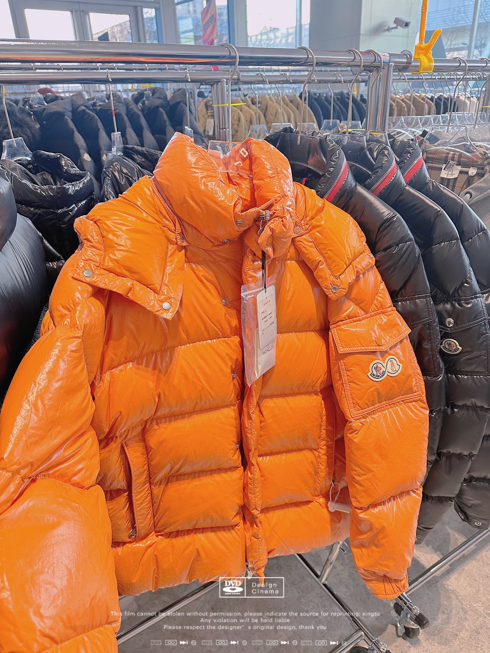 天气太冷了02来换件温暖的大牌羽绒服[爱心]大牌内卖冲鸭[礼花]