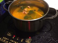 -唯爱KTV聚会餐厅(仙林东城汇店)