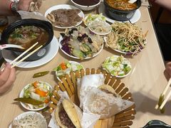 -闫家驴肉老店(华电一校店)