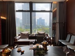 -鼎泰亨·海鲜牛肉餐厅(滨江店)