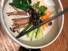 -云海肴·汽锅鸡·云南菜(天山百盛优客店)