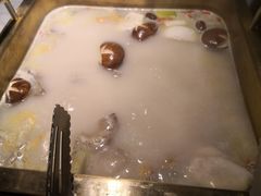 -尚尚仙·酸汤猪手·猪肚鸡火锅(华联万柳购物中心店)