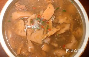 Lotus Root Stewed with Pork Bones