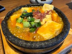 咕嘟肉末包浆豆腐-云海肴·汽锅鸡·云南菜(天山百盛优客店)