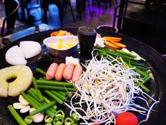 -豚豚家돈돈가韩国锅盖烤肉(新北万达店)