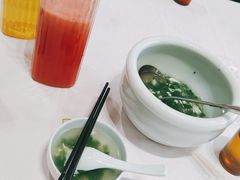 荠菜双菇烩虾仁-930私房菜(欧阳路店)