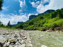 -鹿院坪生态旅游景区
