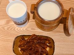 秘制酸辣鸭掌-藤原肠粉店