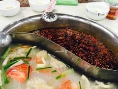 -朱氏胖子烂火锅(洪崖洞店)
