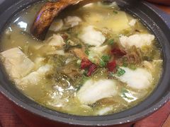 -周鱼小馆石锅酸菜鱼(活力汇店)